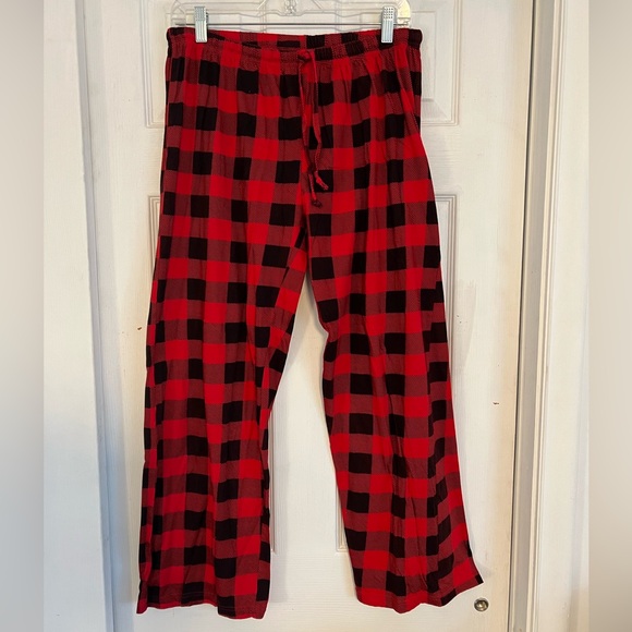 Women’s Plaid Christmas Pajama Pants - Picture 1 of 5